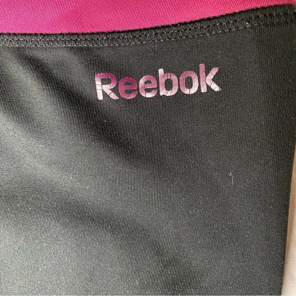 Reebok Women Black and Purple Running Shorts Sz L CrossFit Stretch Comfort Gym - Picture 4 of 7